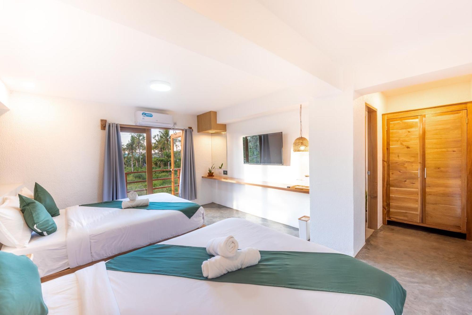 Siargao Lisuga Hotel ゼネラル・ルナ エクステリア 写真